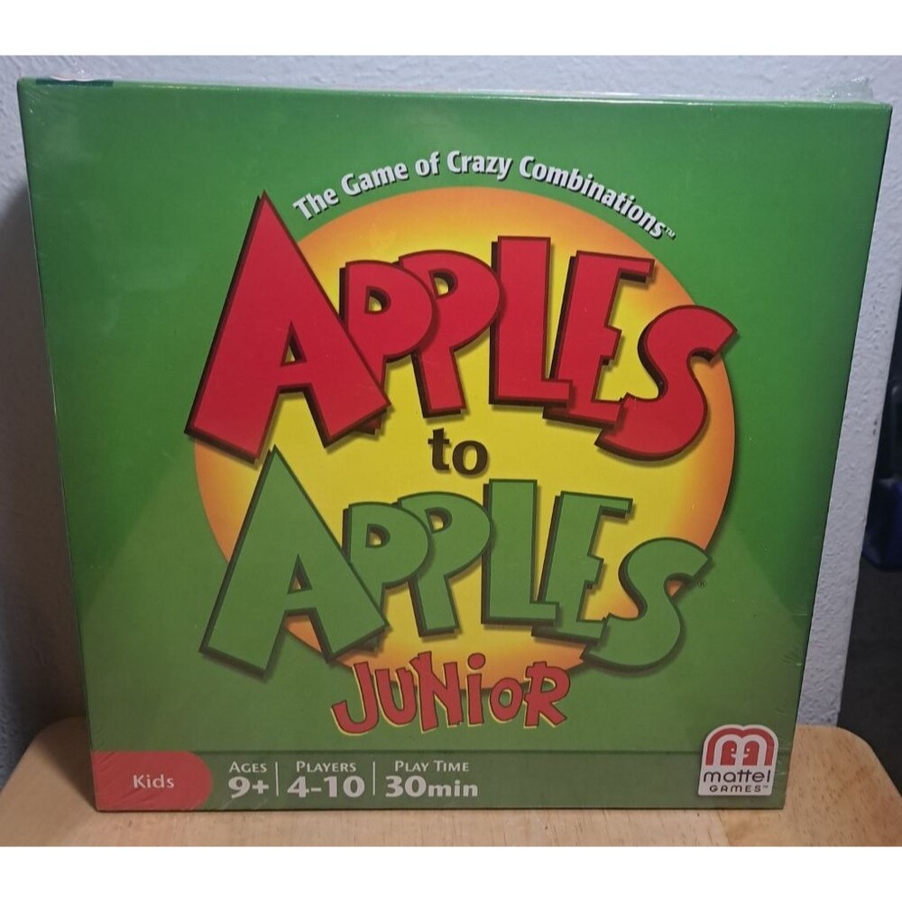 BRAND NEW Mattel Apples to Apples Junior The Game of Crazy Comparisons Card Game